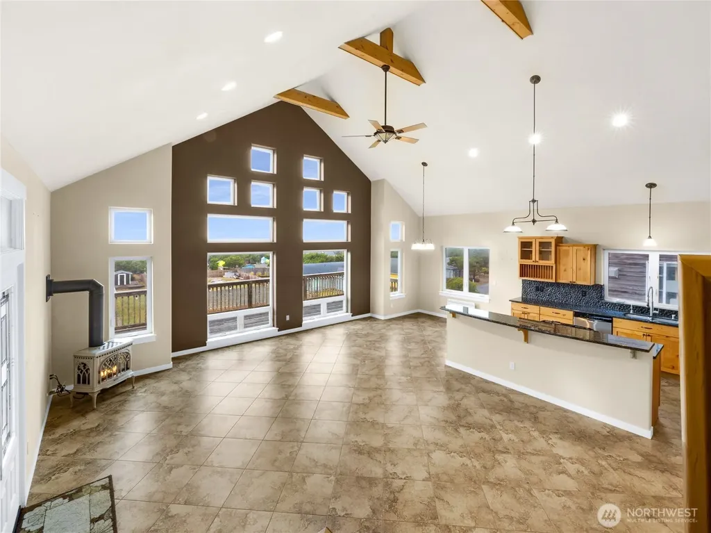 31102 J Place Ocean Park WA 98640