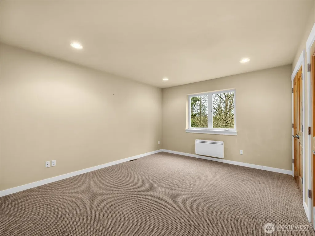 31102 J Place Ocean Park WA 98640