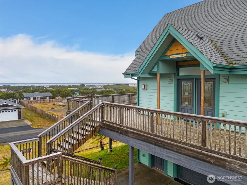 31102 J Place Ocean Park WA 98640