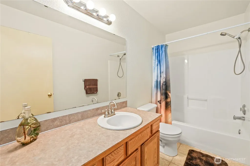 22419 Bluewater Drive SE Yelm WA 98597