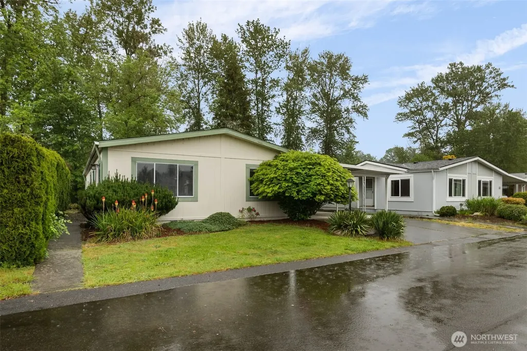 836 Harman Way S Orting WA 98360