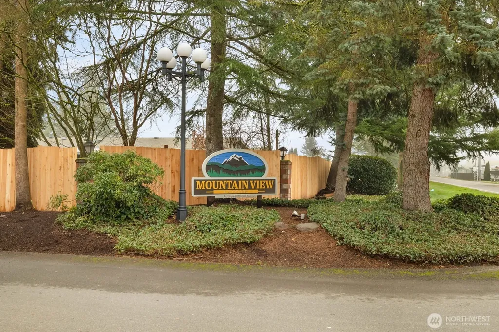 836 Harman Way S Orting WA 98360