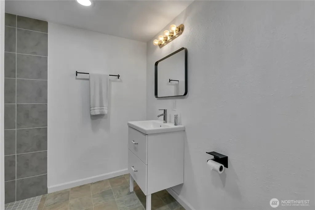 11517 155 Avenue SE Renton WA 98059