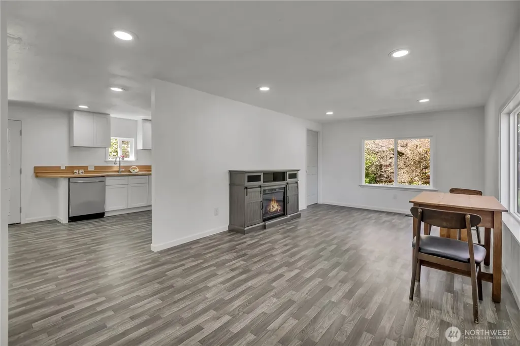 11517 155 Avenue SE Renton WA 98059