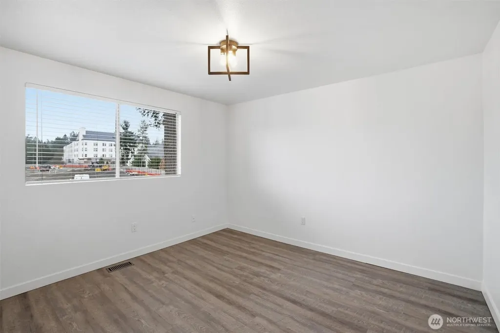 27714 168th Avenue SE Covington WA 98042