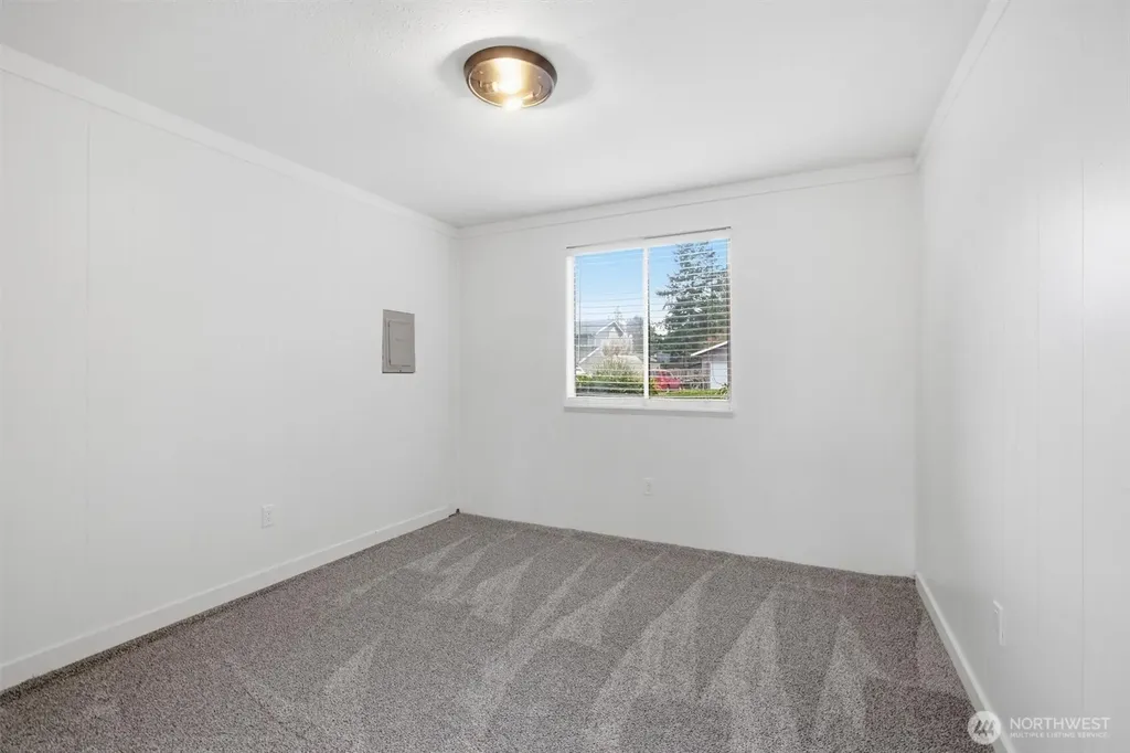 27714 168th Avenue SE Covington WA 98042