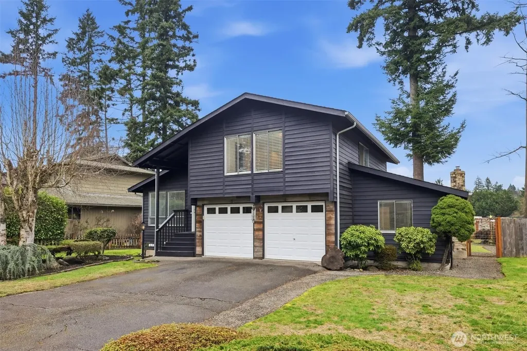 27714 168th Avenue SE Covington WA 98042