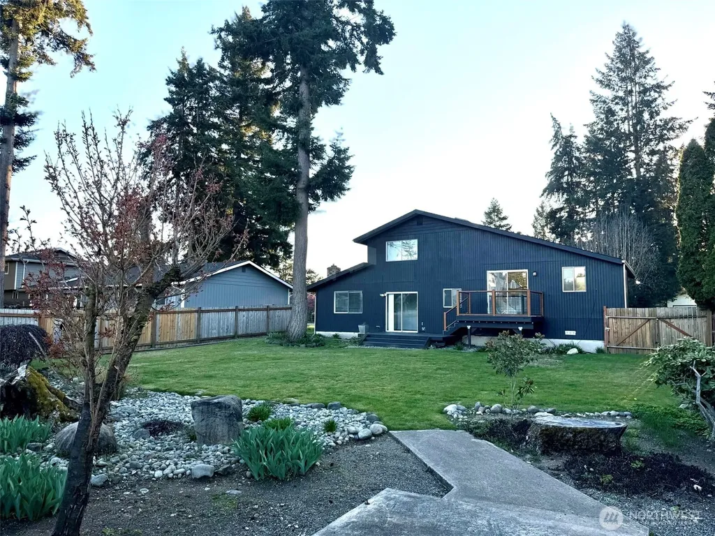 27714 168th Avenue SE Covington WA 98042