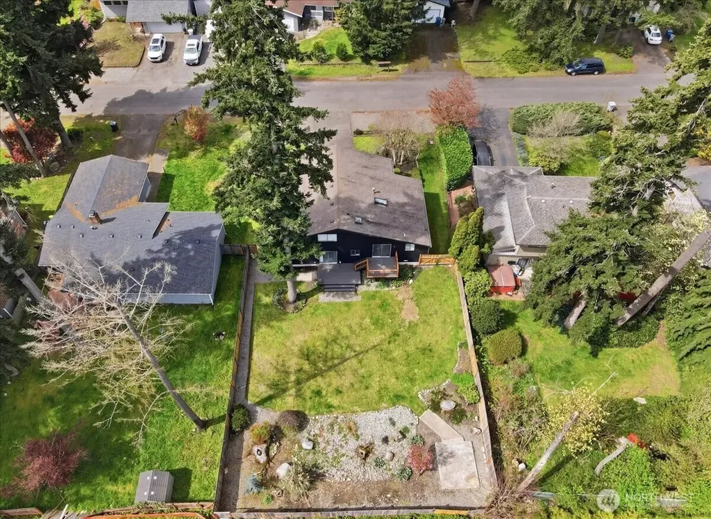 27714 168th Avenue SE Covington WA 98042
