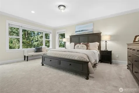 10806 SE 16th Street Bellevue WA 98004
