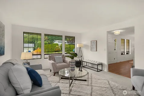 10703 NE 53rd Street Kirkland WA 98033