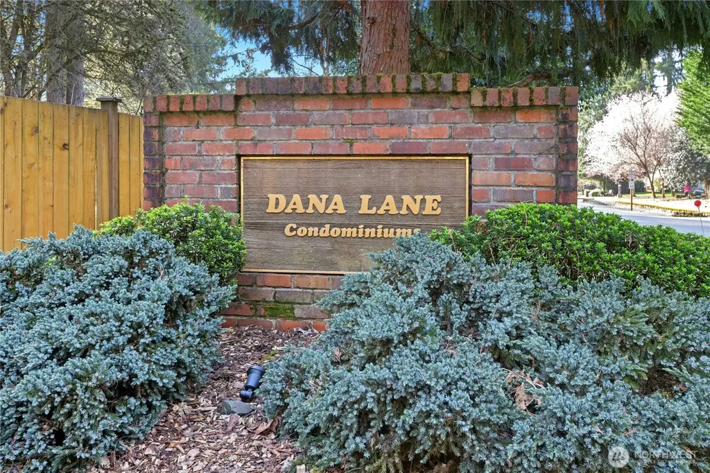 19424 2nd Drive SE Bothell WA 98012