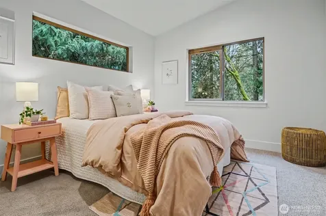 11251 108th Avenue NE Kirkland WA 98033
