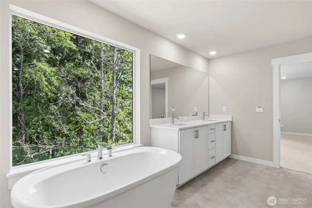 10538 135th Place NE Kirkland WA 98033