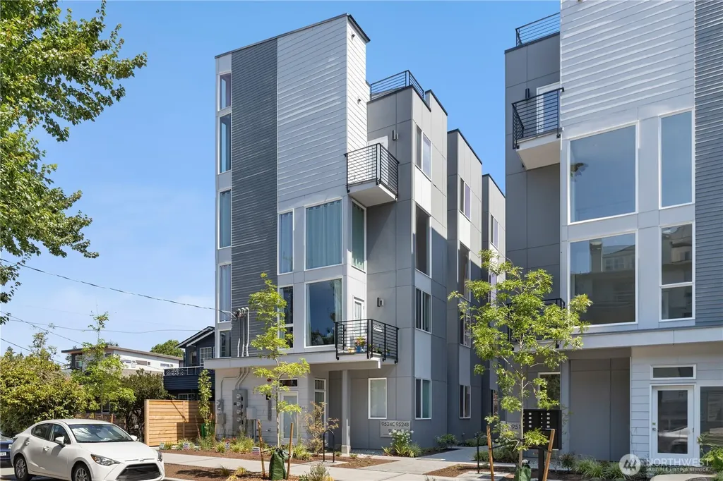 9518 Interlake Avenue N Seattle WA 98103