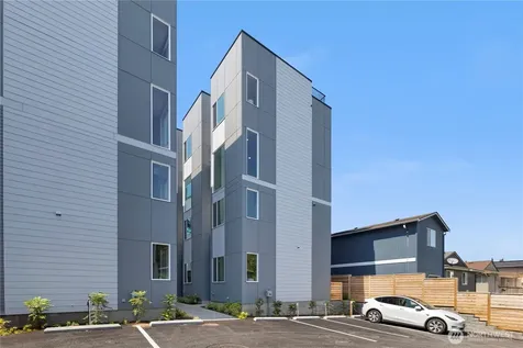 9518 Interlake Avenue N Seattle WA 98103