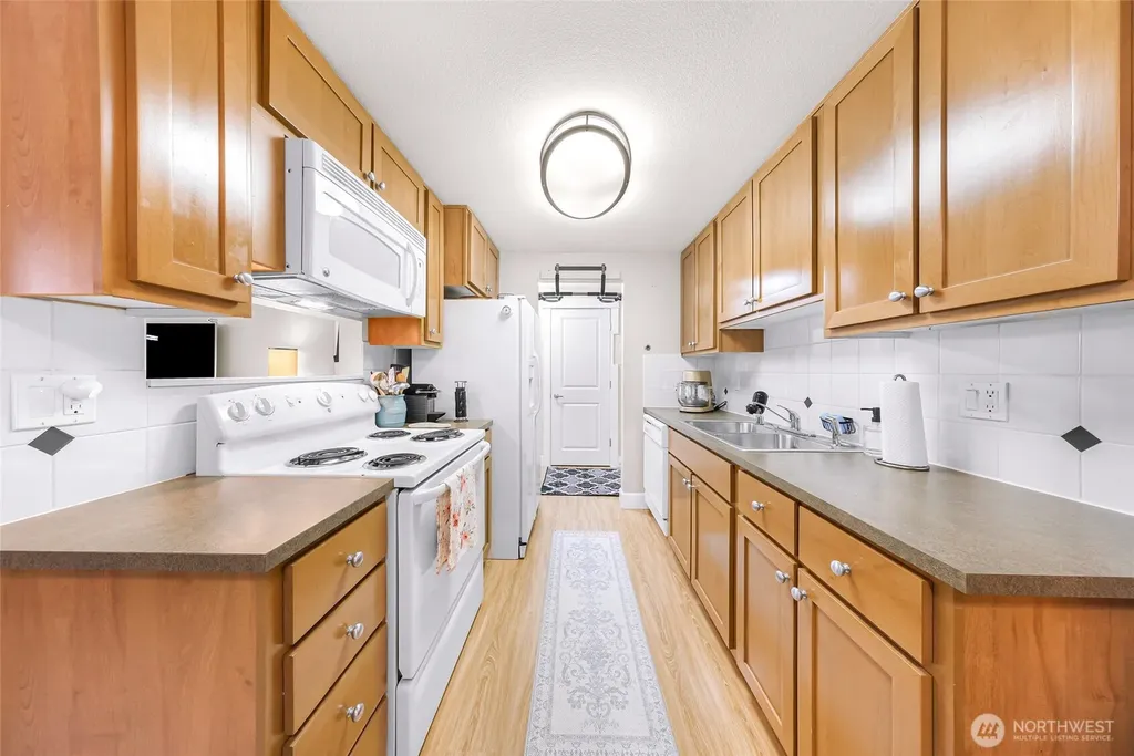 8017 234th Street SW Edmonds WA 98026