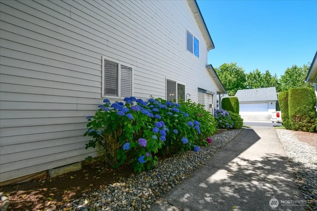 17311 SE 15th Way Vancouver WA 98683