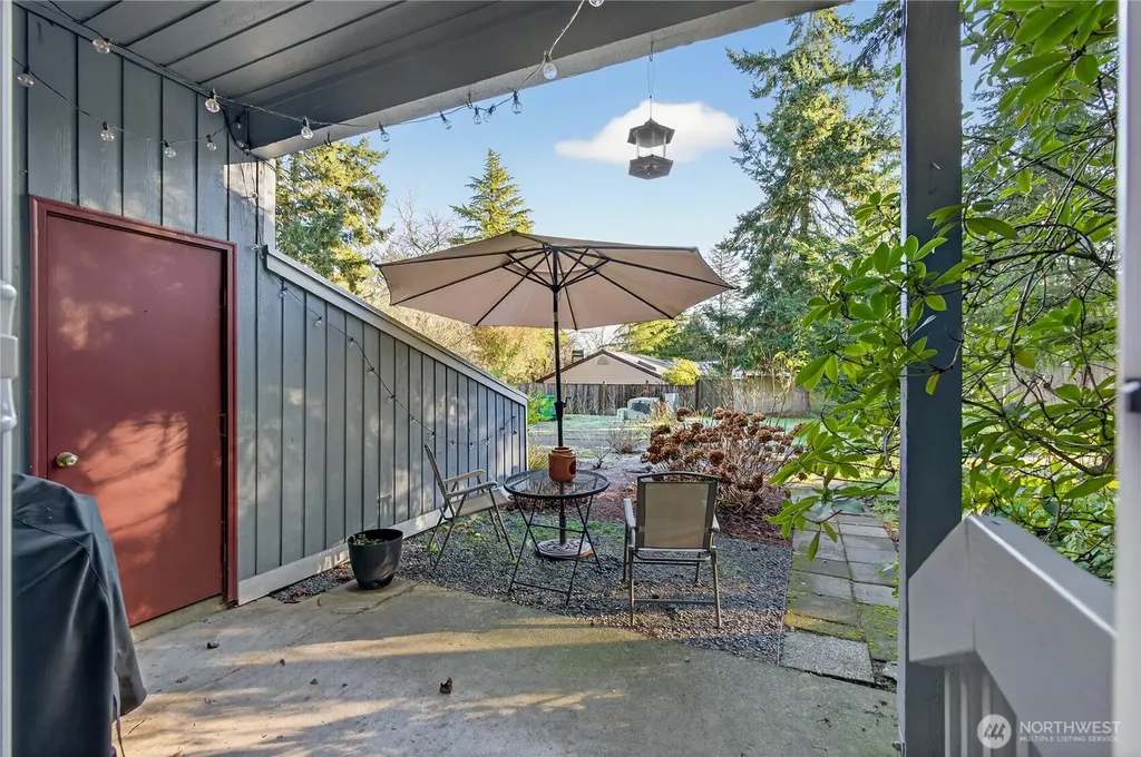 4118 212th Street SW Mountlake Terrace WA 98043