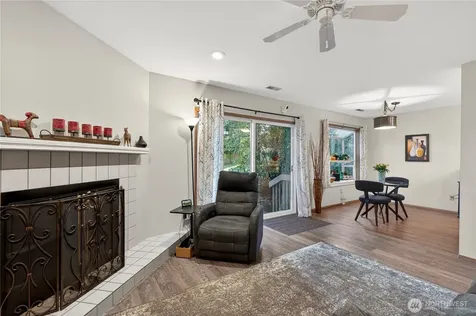 4118 212th Street SW Mountlake Terrace WA 98043