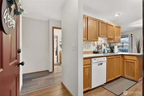 4118 212th Street SW Mountlake Terrace WA 98043