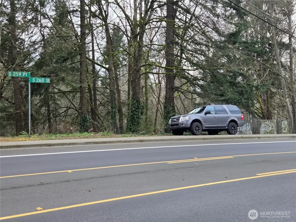 25 S 260th Street Kent WA 98032