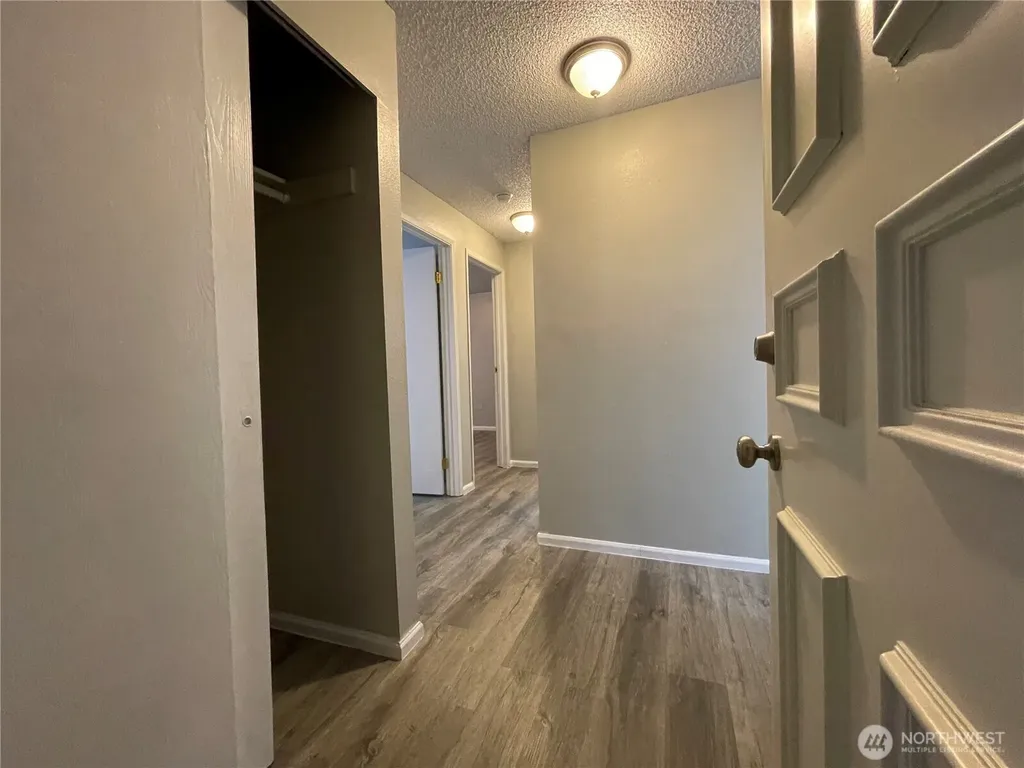 2929 SE Mile Hill Drive Port Orchard WA 98366