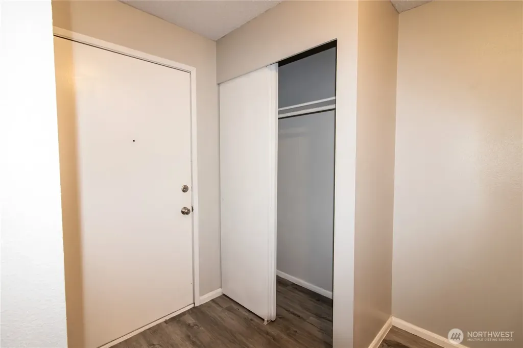 2929 SE Mile Hill Drive Port Orchard WA 98366