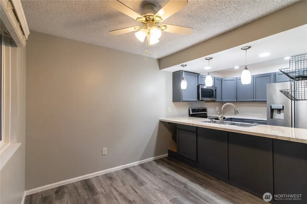 2929 SE Mile Hill Drive Port Orchard WA 98366