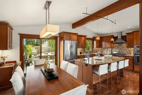 5829 112th Place NE Kirkland WA 98033