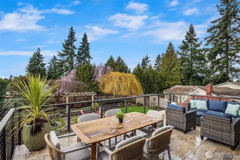 5829 112th Place NE Kirkland WA 98033