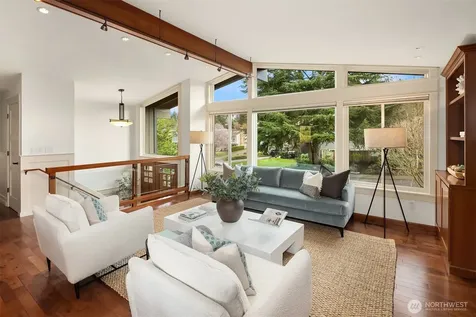 5829 112th Place NE Kirkland WA 98033