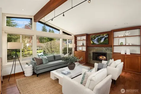 5829 112th Place NE Kirkland WA 98033