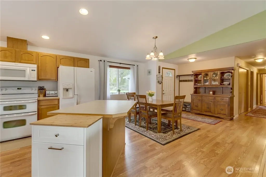 32011 371st Avenue NE Arlington WA 98223