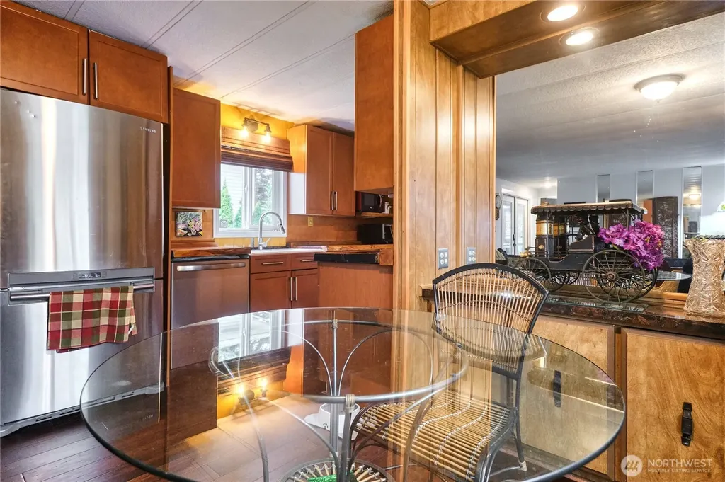 1555 Panorama Drive Point Roberts WA 98281