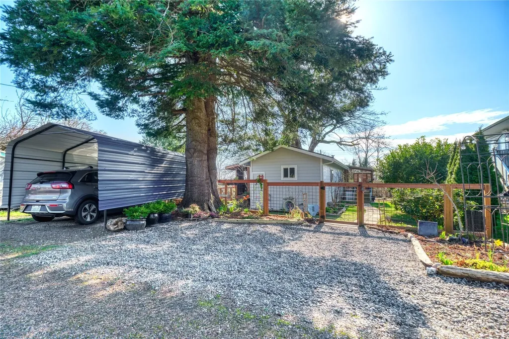 1555 Panorama Drive Point Roberts WA 98281