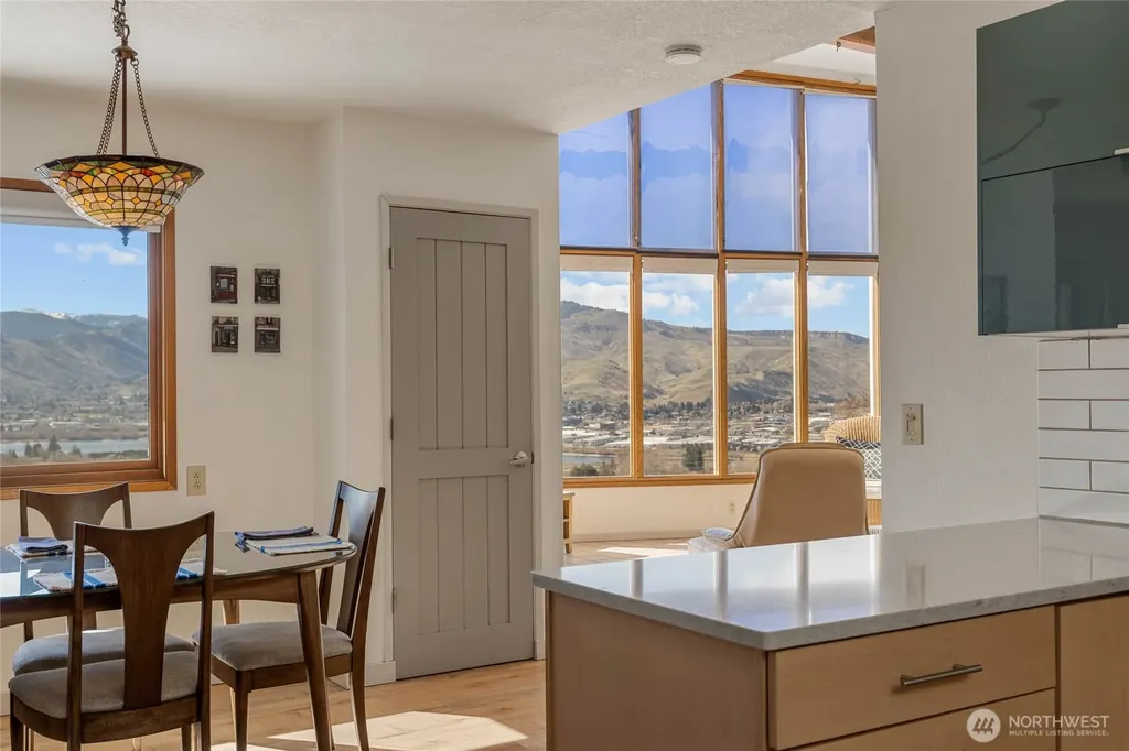 71 Blue Grade Road East Wenatchee WA 98802