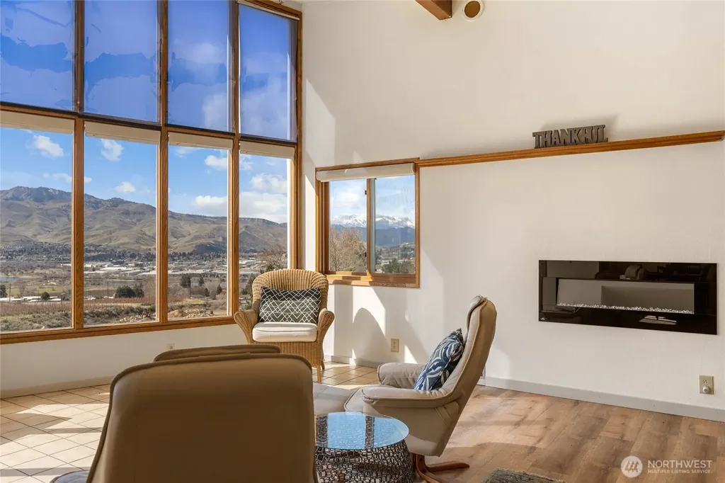 71 Blue Grade Road East Wenatchee WA 98802