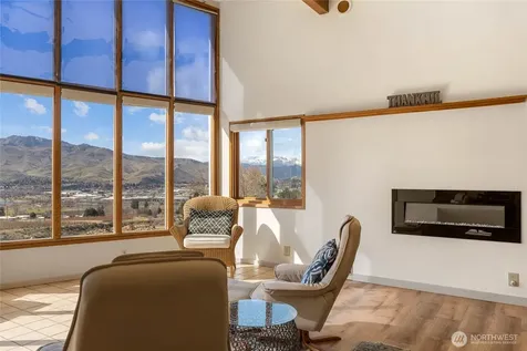 71 Blue Grade Road East Wenatchee WA 98802