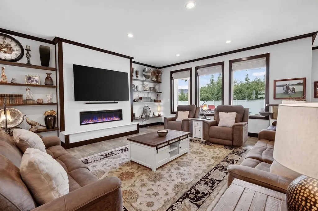 613 S Perry Avenue East Wenatchee WA 98802