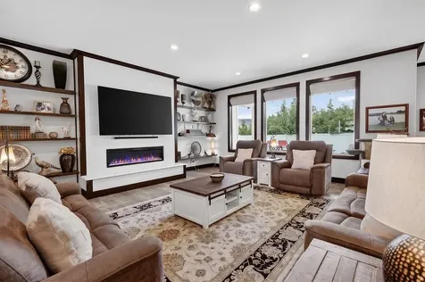 613 S Perry Avenue East Wenatchee WA 98802