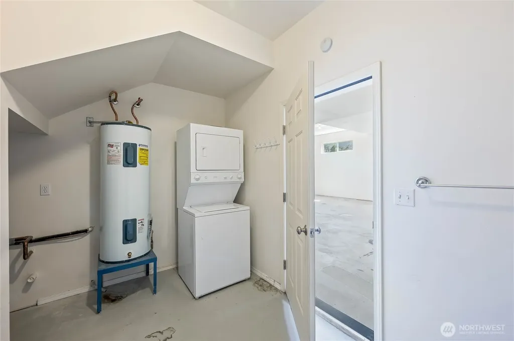 20000 S Lakeshore Road Chelan WA 98816