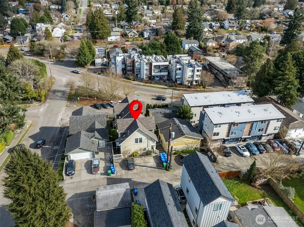 5907 40th Avenue SW Seattle WA 98136