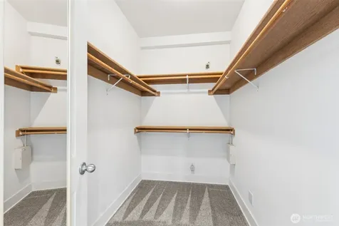 5907 40th Avenue SW Seattle WA 98136