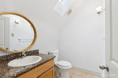 5907 40th Avenue SW Seattle WA 98136