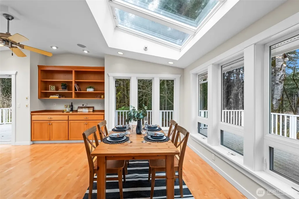 8711 92nd Street NW Gig Harbor WA 98332