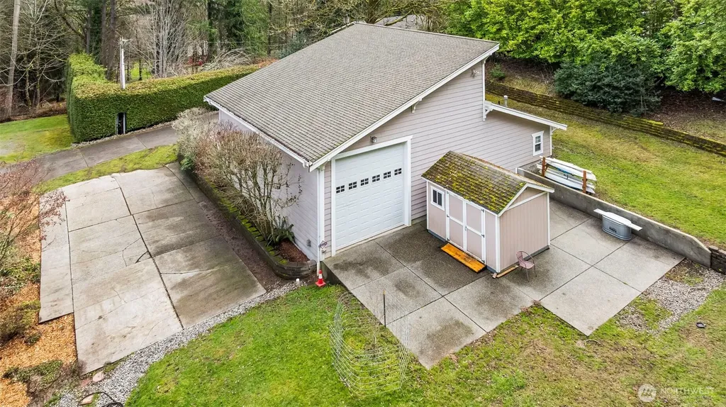 8711 92nd Street NW Gig Harbor WA 98332