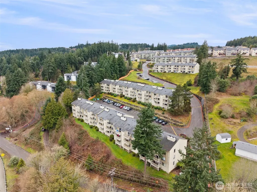 1700 W Sunn Fjord Lane Bremerton WA 98312