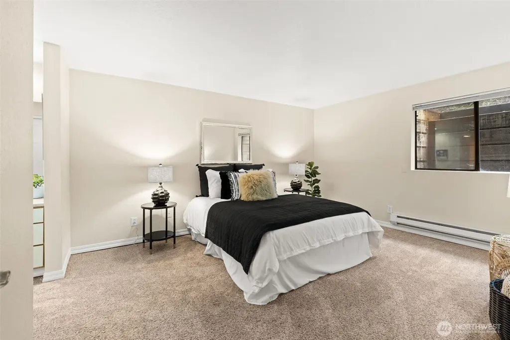 1700 W Sunn Fjord Lane Bremerton WA 98312