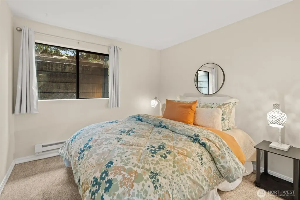 1700 W Sunn Fjord Lane Bremerton WA 98312